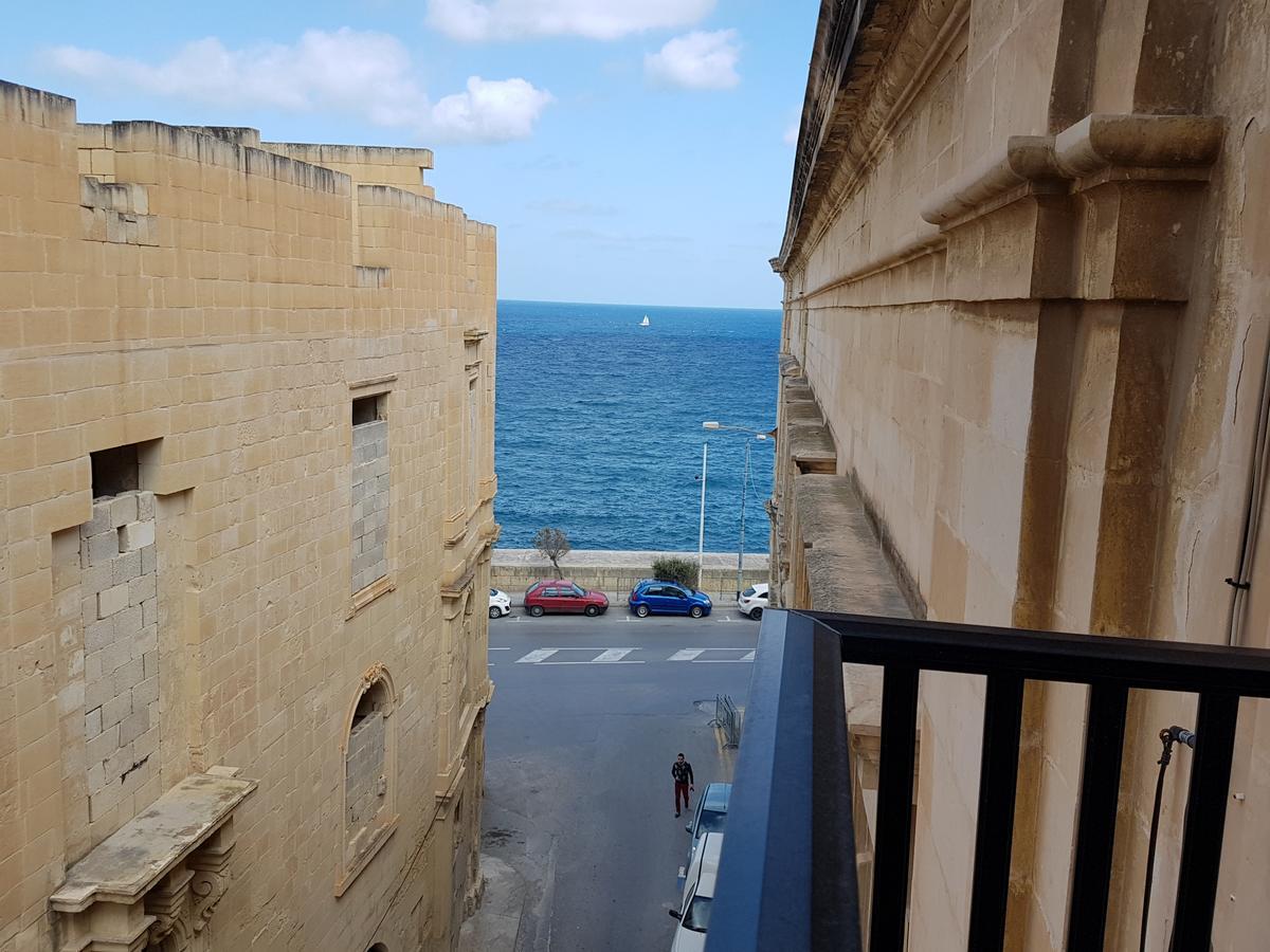 Valletta 2 Bedroom Sleeps 6 Apartment Walking Distance To Centre And The Sea Exterior foto
